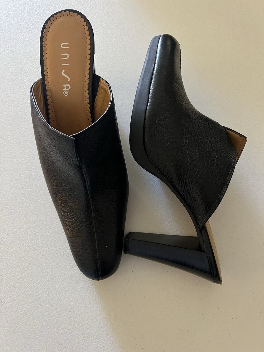Unisa Y2K Black Leather Mules Stacked Heels Size 8‎ Dark Academia Minimalist